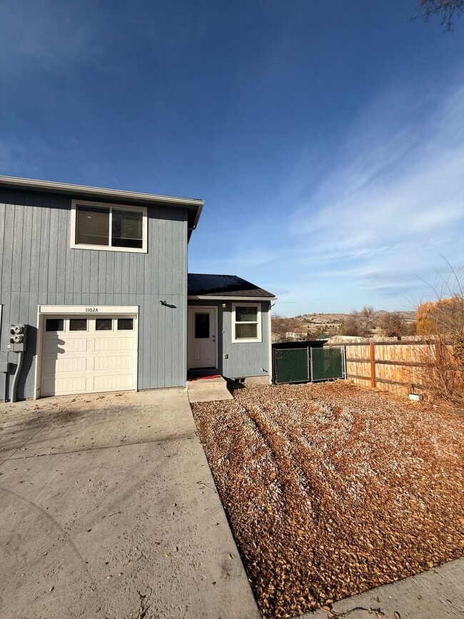 Building Photo - 1 Month FREE! Newer 3BD/2BA w/ Garage, Fenced Yard & A/C