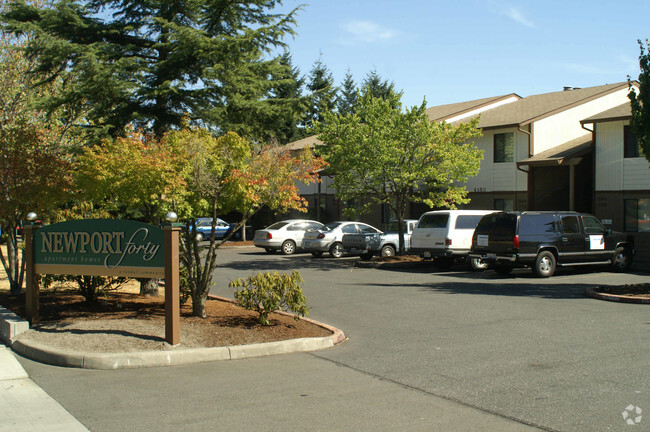 Building Photo - Cross Creek Apartments