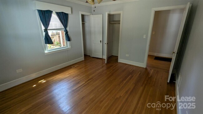 Building Photo - 1507 Woodland Dr