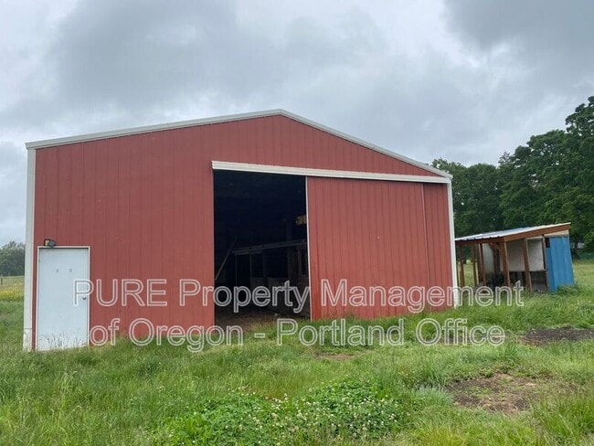 Building Photo - 32020 SE Wren Rd