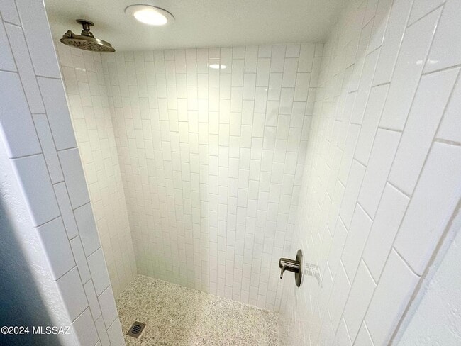 Building Photo - 7620 E Callisto Cir