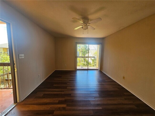 Building Photo - 2875 Winkler Ave