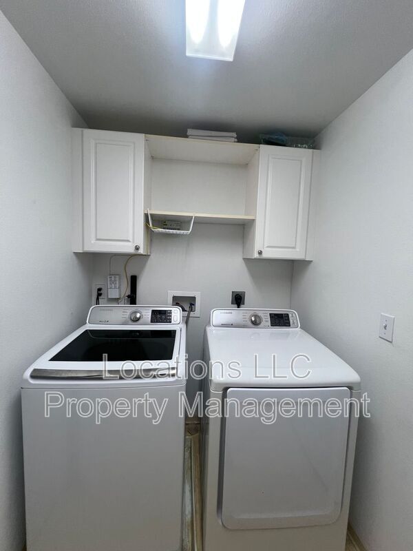 Building Photo - 92-1121 Panana St