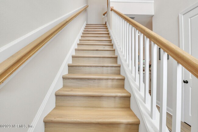 Building Photo - 158 Liberty Bell Rd