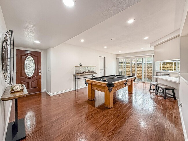 Building Photo - Single-Story Pool Home with RV Parking on Quiet Cul-De-Sac in Prime Simi Valley