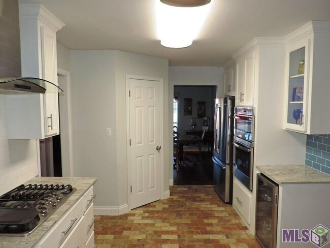 Building Photo - Beautiful 3-Bedroom, 2-Bath Home in Denham...