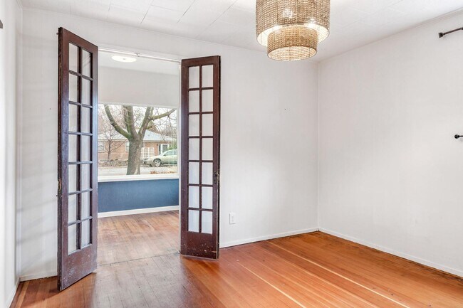 Building Photo - 1707 S Hervey St