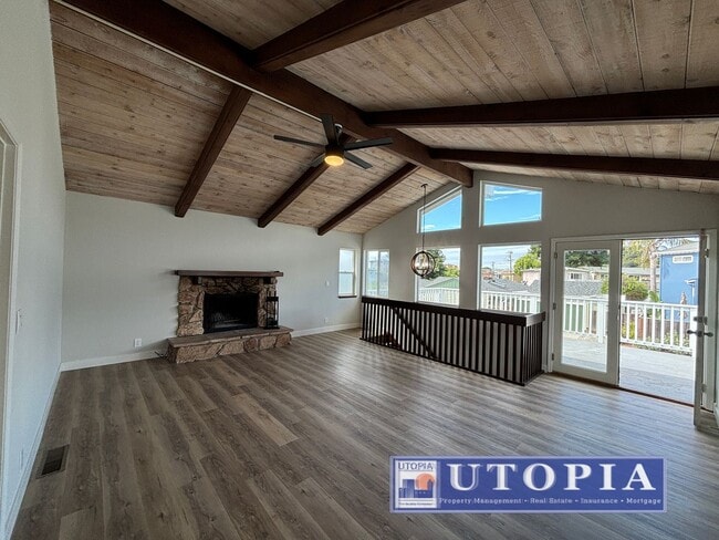 Building Photo - Beautiful and Bright Aptos Home Very Close to Rio Del Mar Beach