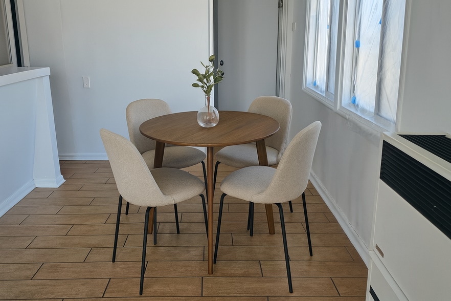 Staged Dining Room - 1518 W 85th St
