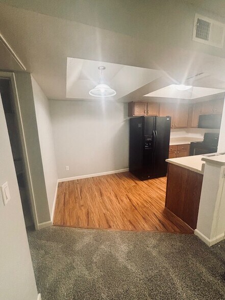 Building Photo - 1720 E Thunderbird Rd