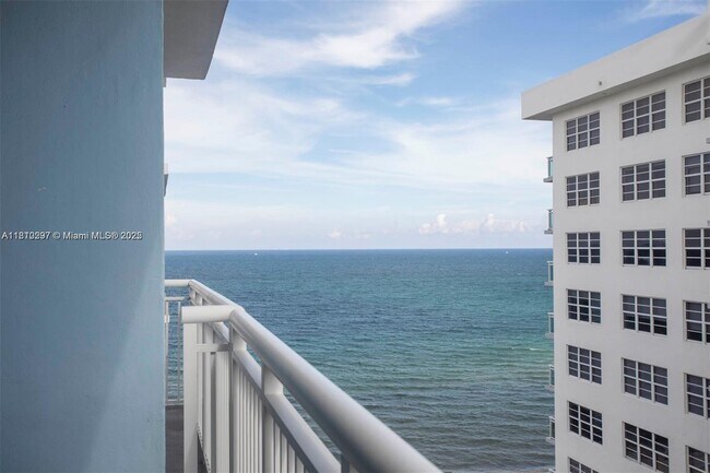 Primary Photo - 6969 Collins Ave