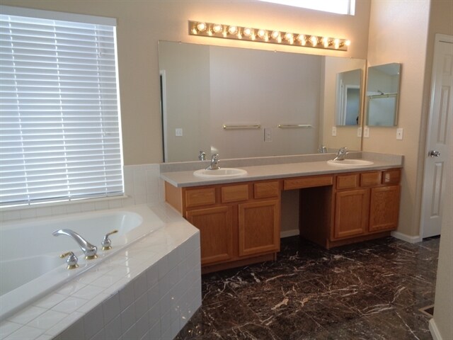 Building Photo - 4960 S Malaya Way