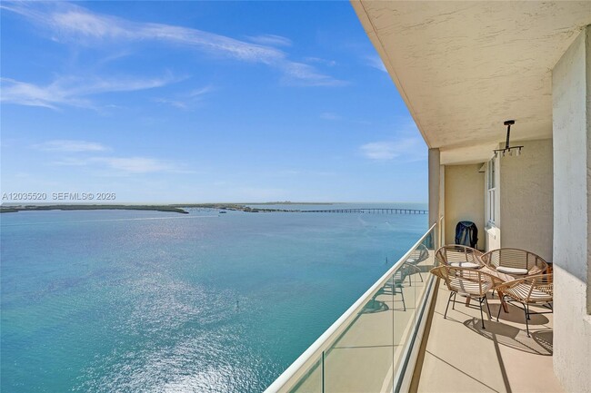 Building Photo - 800 Claughton Island Dr
