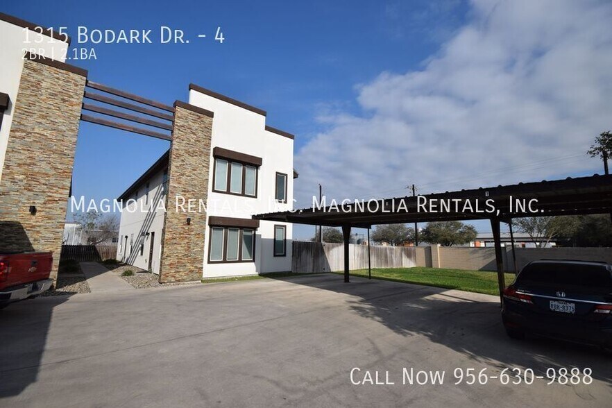 Building Photo - 1315 Bodark Dr