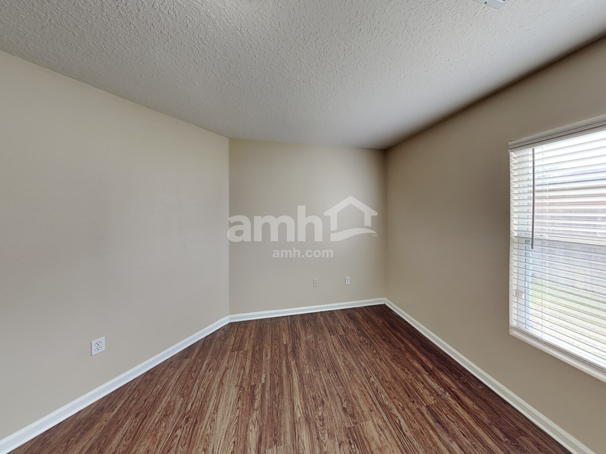 Building Photo - 6398 Rising Sun Dr