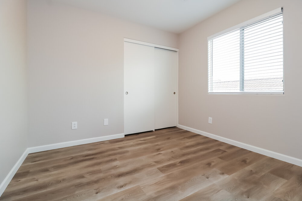 Building Photo - 24254 W Desert Bloom St