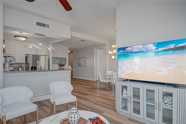 Building Photo - 8010 Via Sardinia St