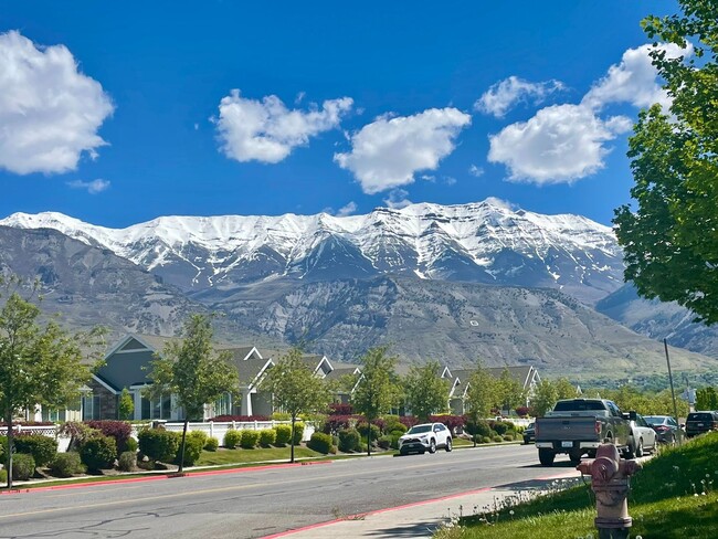 Building Photo - Pleasant Grove Condo Available Now!
