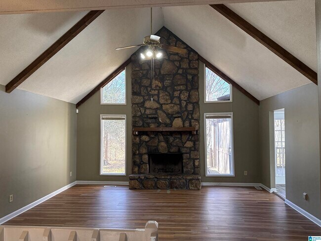 Building Photo - 284 Stonebridge Rd