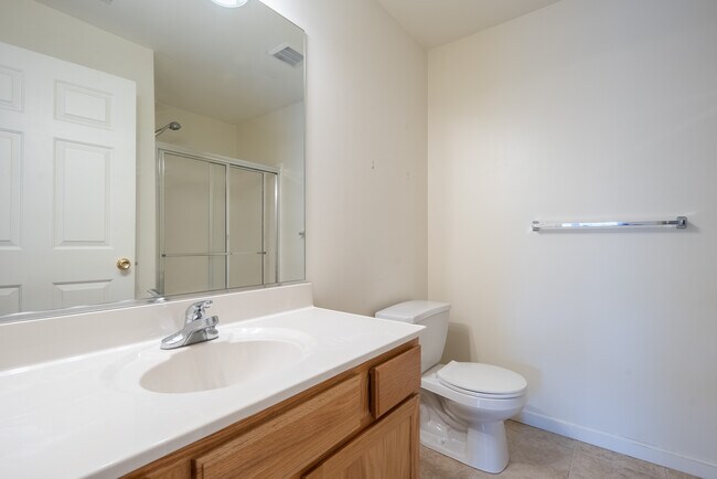 Building Photo - 108 Evergreen Pl