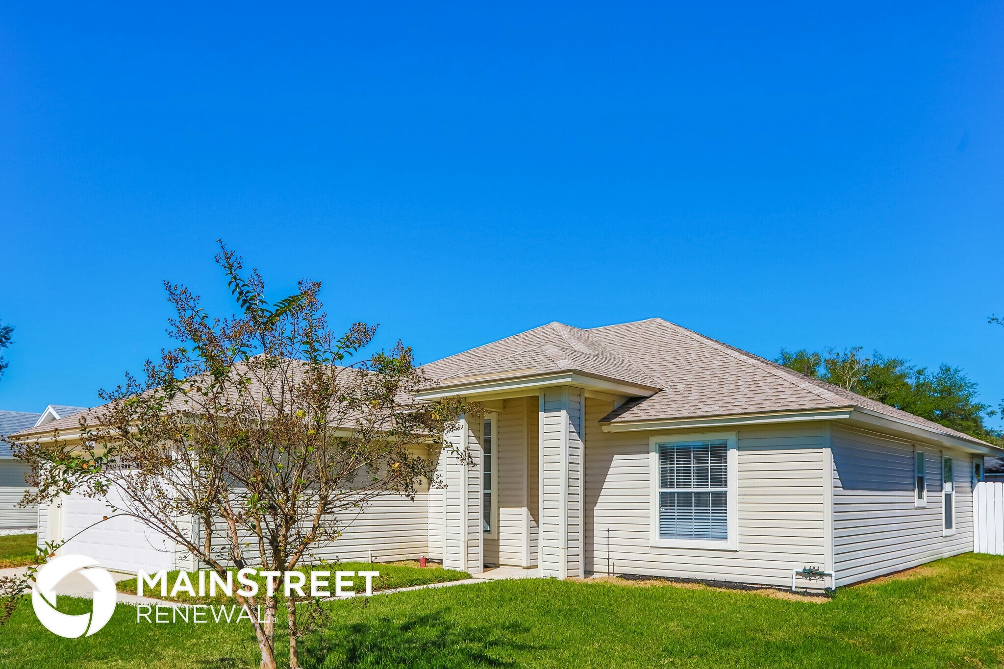Building Photo - 3738 Woodbriar Dr