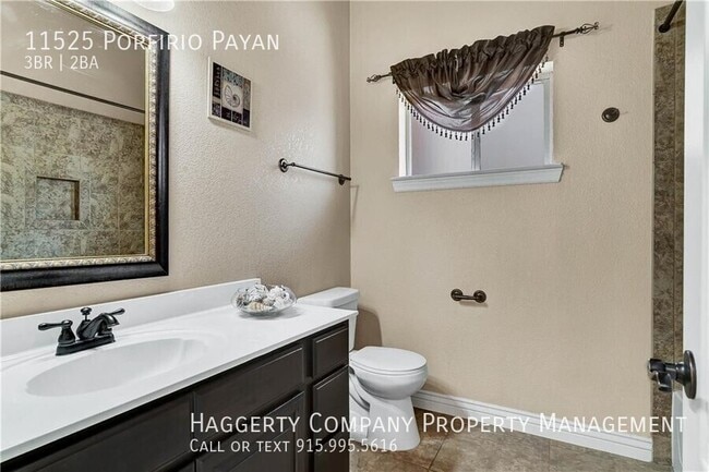 Building Photo - 11525 Porfirio Payan Dr