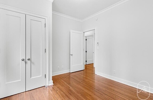 Building Photo - 3 bedroom in New York NY 10028