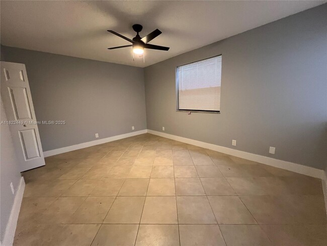 Building Photo - 5761 Riverside Dr