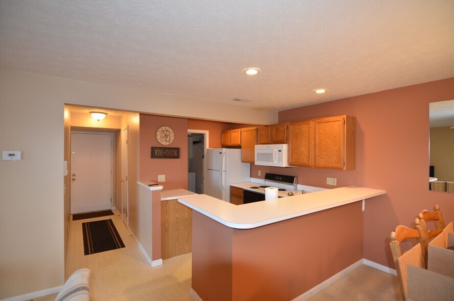 Building Photo - 11565 Regency Square Ct