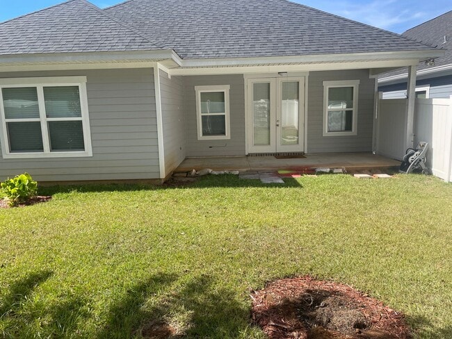 Building Photo - Beautiful 3/2 home for rent