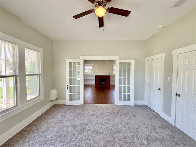 Building Photo - 1201 E Lamar St