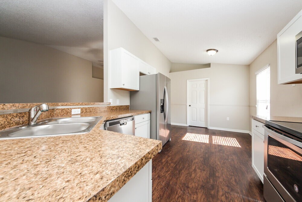 Building Photo - 254 Regal Downs Cir