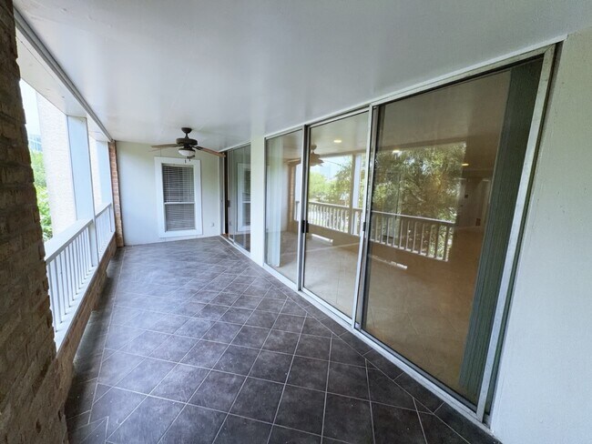 Building Photo - 2210 Dorrington St