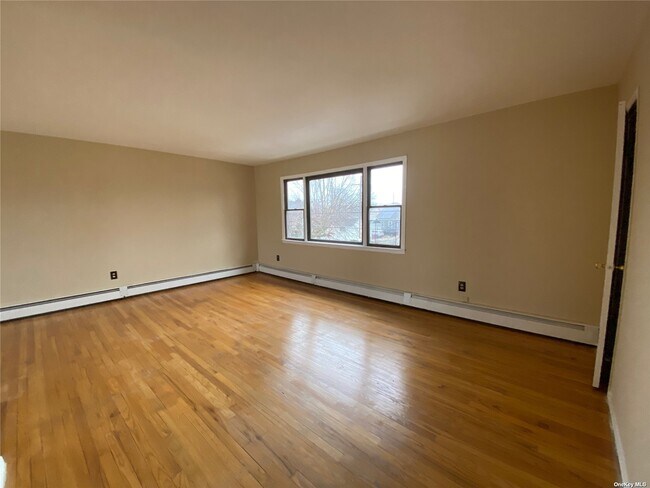 Building Photo - 1014 Phoebe St