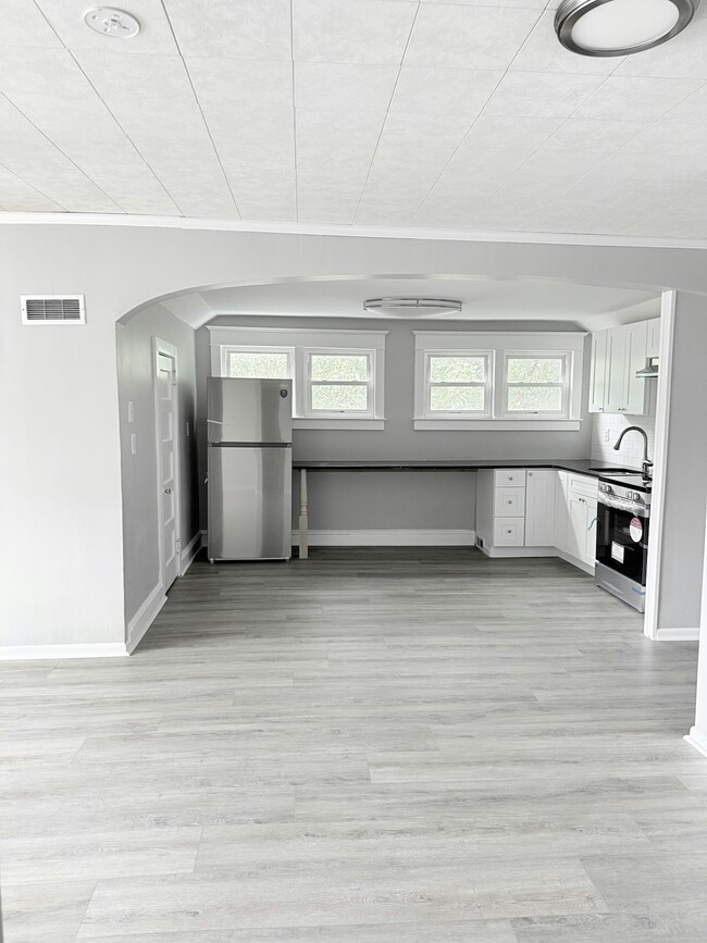 Building Photo - 213 N Haddon Ave