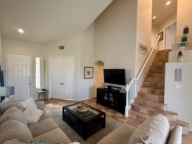 Building Photo - Spectacular Home in the Heart of Encinitas