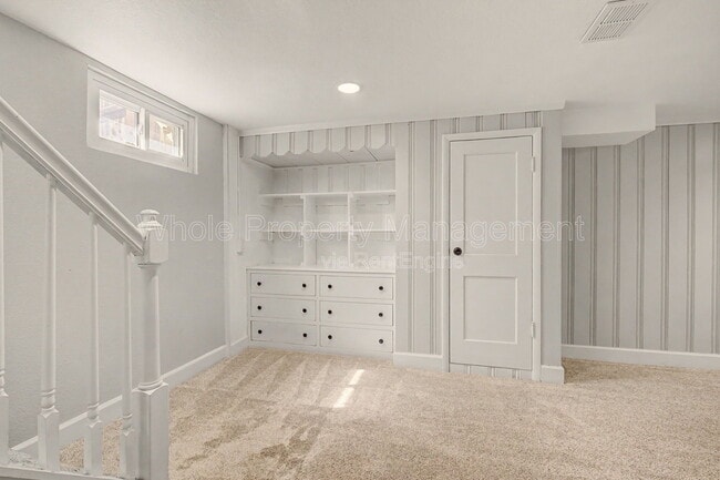 Building Photo - 2646 S Cherokee St