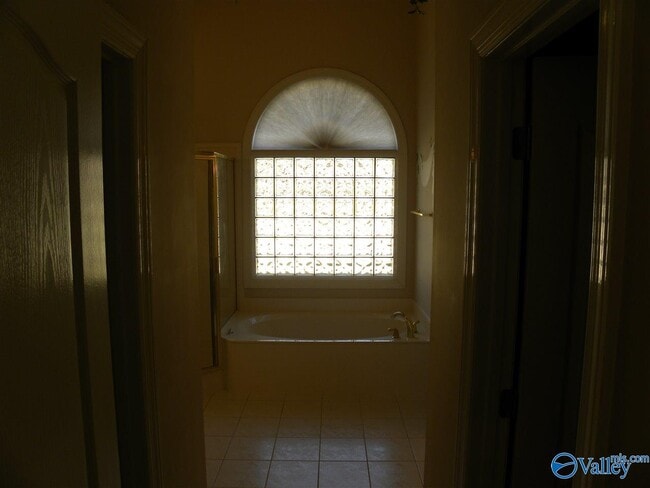 Building Photo - 214 Mainsail Way