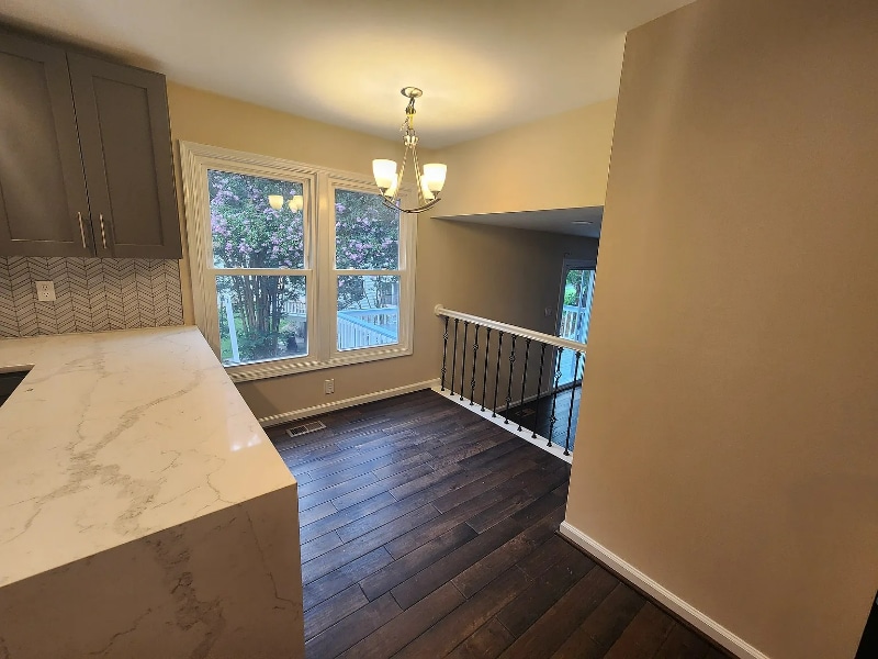 Building Photo - 721 Symphony Woods Dr