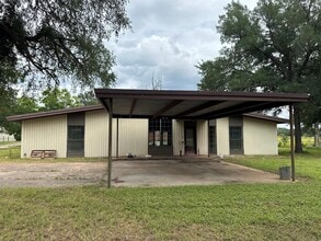 Building Photo - 1417 FM 969