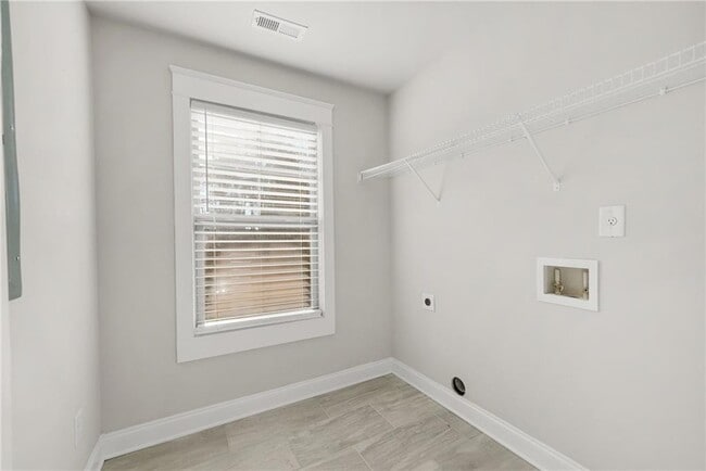 Building Photo - 2439 Muirfield Pl