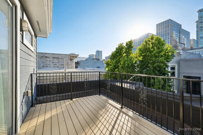 Building Photo - 641 Natoma St