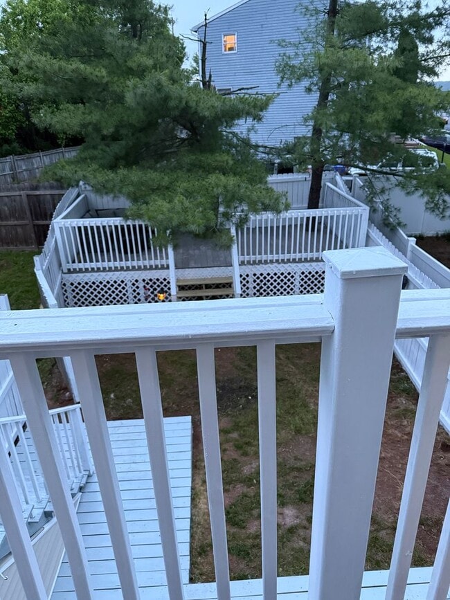Building Photo - 3 Bedroom Town Home In Etters PA