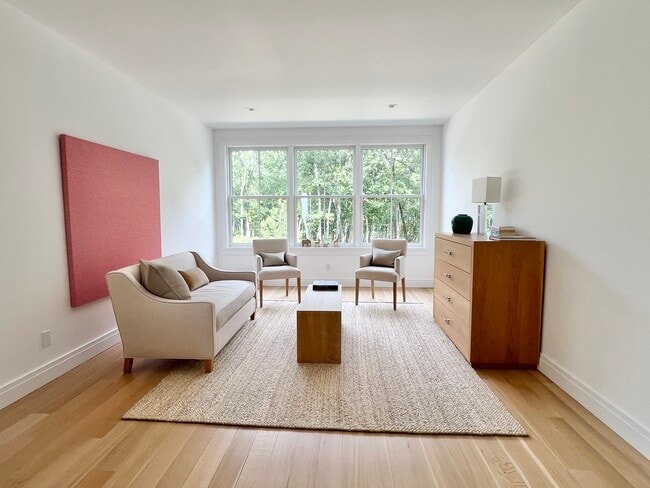 Building Photo - 36 Yuza Mini Ln