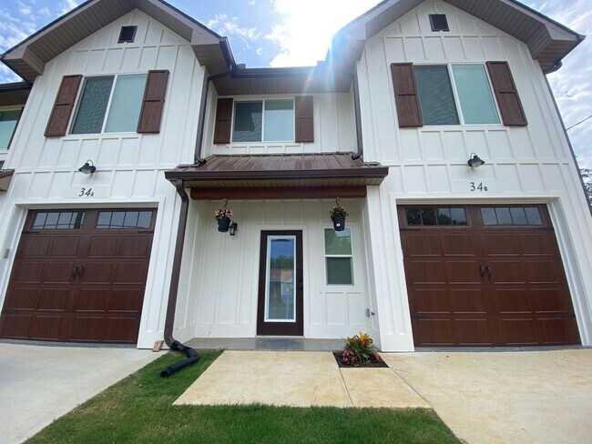 Building Photo - 34 Lyons Dr NW