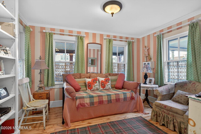 Building Photo - 81 Broadway