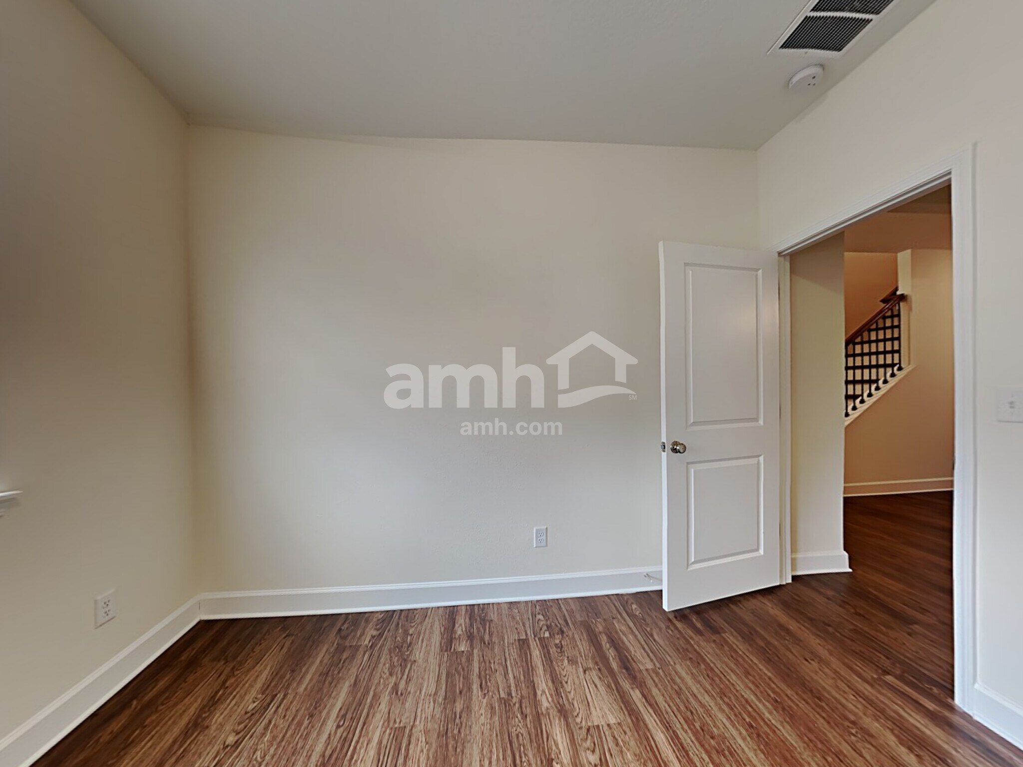 Building Photo - 105 Moultrie Crossing Ln