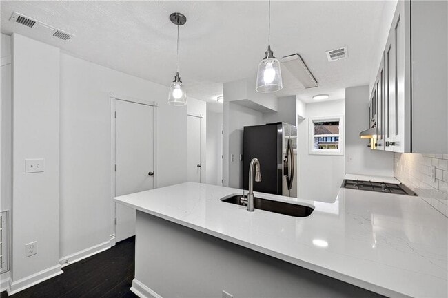 Building Photo - 6716 Colchester Pl NW