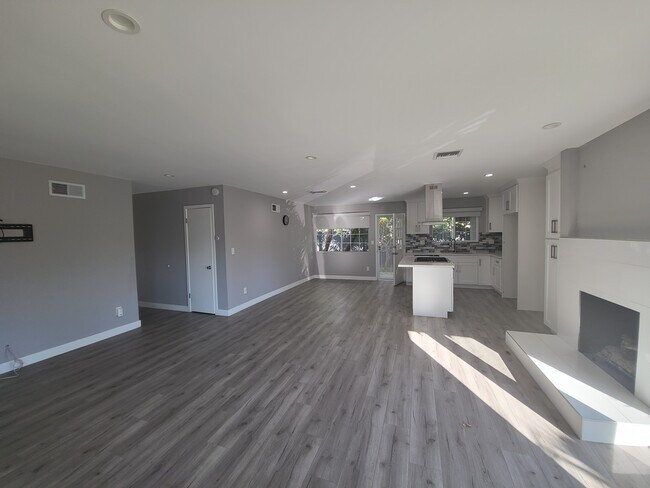 Building Photo - 19221 Napa St