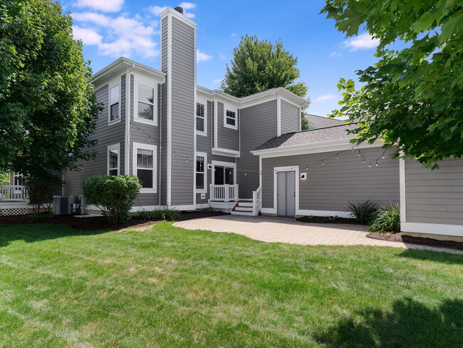 Building Photo - 155 Gillett St
